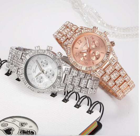 GENEVA Luxe: Women's Crystal Quartz Watch in Fashionable Stainless Steel Geneva Style